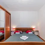 Ana With Private Pool And Large Garden- By Ta Leut Agency Vila