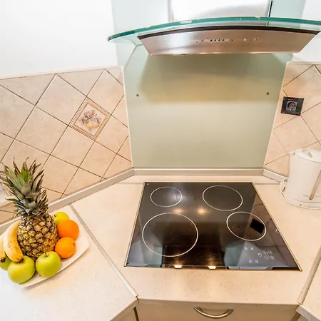 Ana With Private Pool And Large Garden- By Ta Leut Agency Villa Poličnik